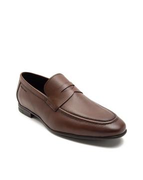 men round-toe slip-on loafers