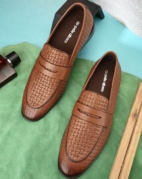 men round-toe slip-on mocassin