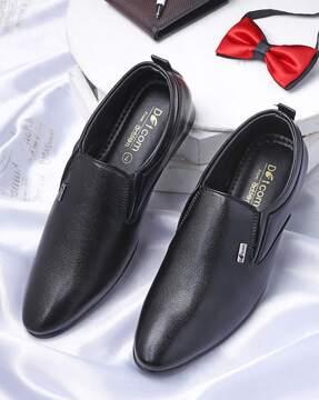 men round-toe slip-on mocassins