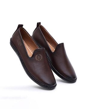 men round-toe slip-on shoes