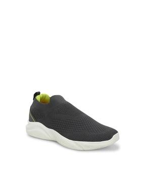 men running slip-on sports shoes