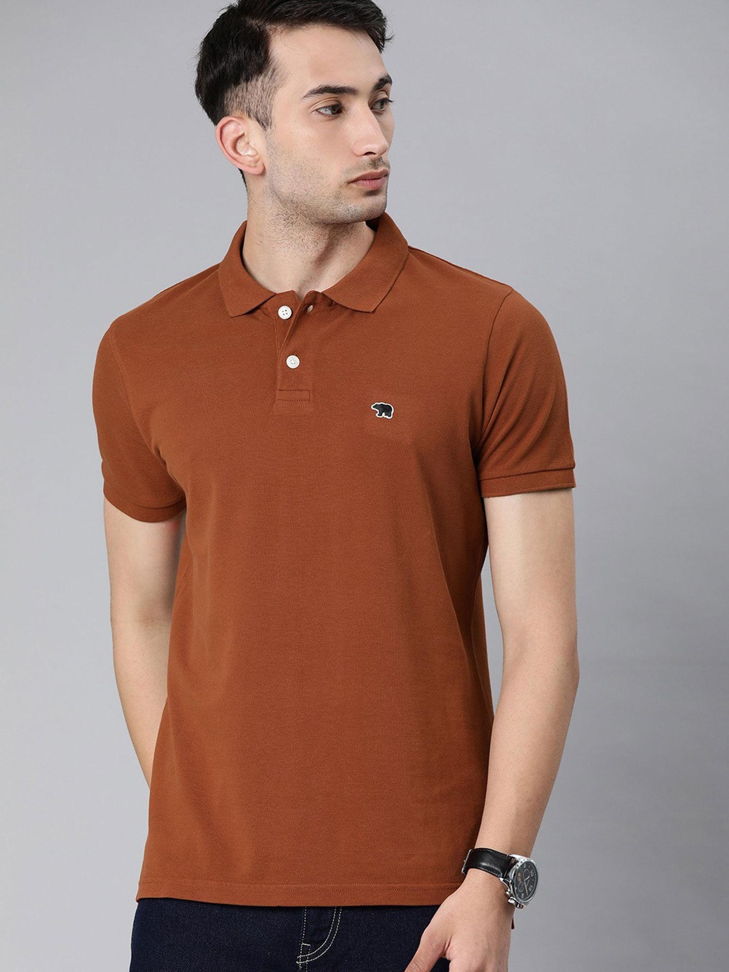 men rust brown solid polo collar t-shirt