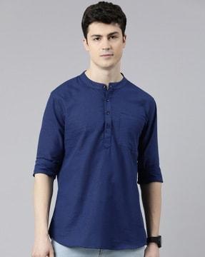 men short kurta with patch pocket