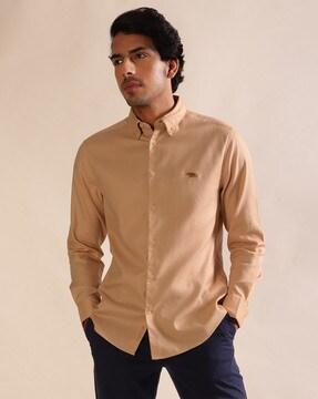 men slim fit button-down collar shirt