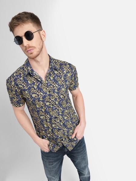 men slim fit floral print spread collar casual shirt