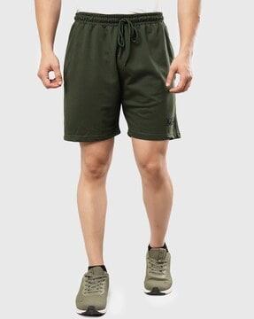 men slim fit knit shorts with elasticated drawstring waist