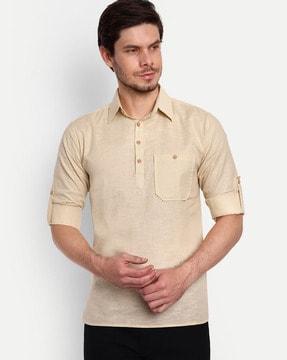 men slim fit kurta with patch pocket