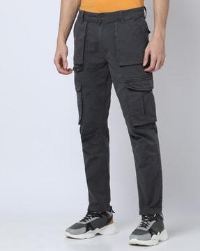 men slim fit low-rise cargo trousers