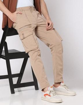 men slim fit low-rise cargo trousers