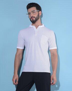 men slim fit polo t-shirt with patch pocket