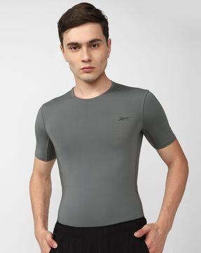 men slim fit round-neck t-shirt