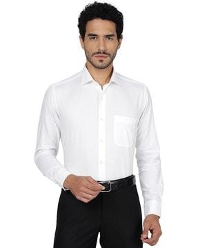 men slim fit shirt with curved hem