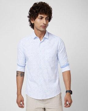 men slim fit shirt with cutaway-collar