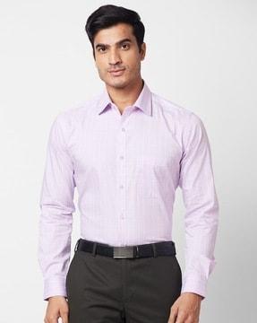 men slim fit shirt with cutaway collar