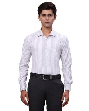 men slim fit shirt with cutaway collar