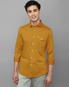 men slim fit shirt with flap pocket