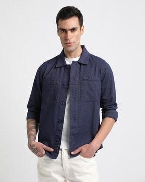 men slim fit shirt with patch pocket