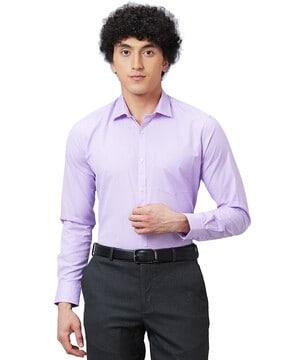 men slim fit shirt with patch pocket