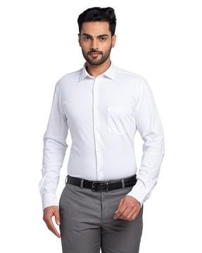 men slim fit shirt with patch pocket