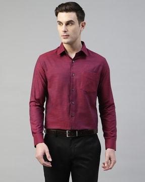 men slim fit shirt with patch pocket