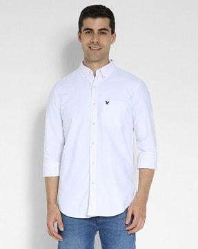 men slim fit shirt with patch pocket