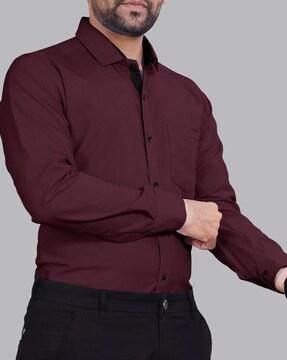 men slim fit shirt with patch pocket