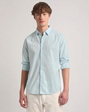 men slim fit shirt with spread collar