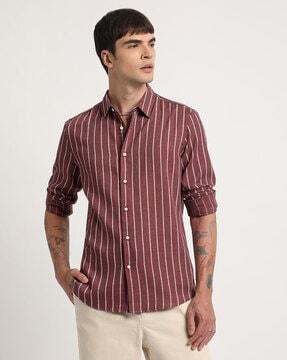 men slim fit shirt with spread collar