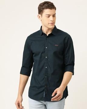 men slim fit shirt with spread collar