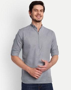 men slim fit short kurta with roll-up sleeves