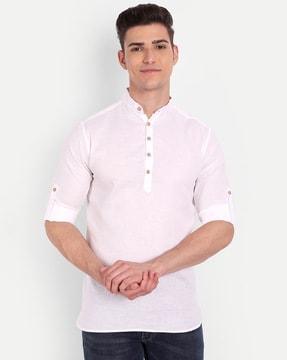 men slim fit short kurta with roll-up sleeves