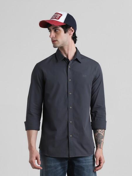 men slim fit solid spread collar casual shirt