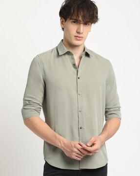men slim fit spread-collar shirt