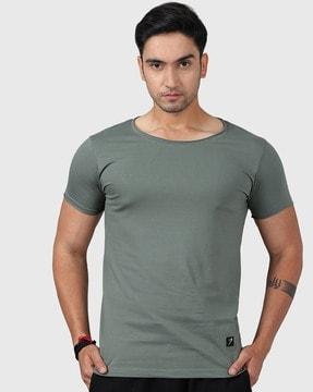 men slim fit t-shirt with short sleeves