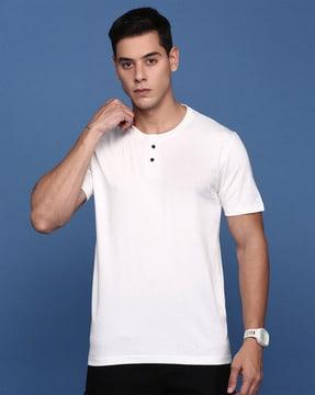 men slim fit t-shirt with short sleeves