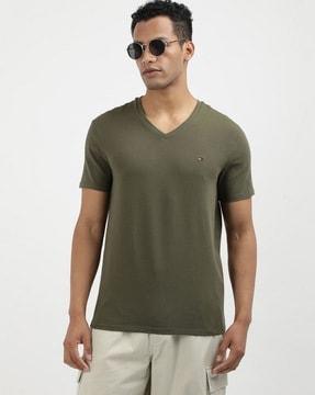 men slim fit v-neck t-shirt with logo embroidery