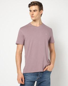 men slim fit v-neck t-shirt