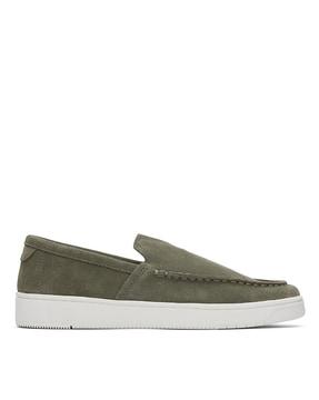 men slip-on casual shoes