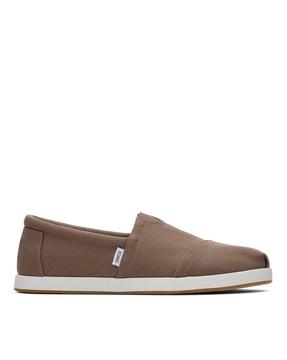 men slip-on casual shoes