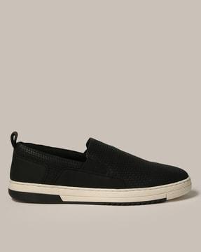 men slip-on casual shoes