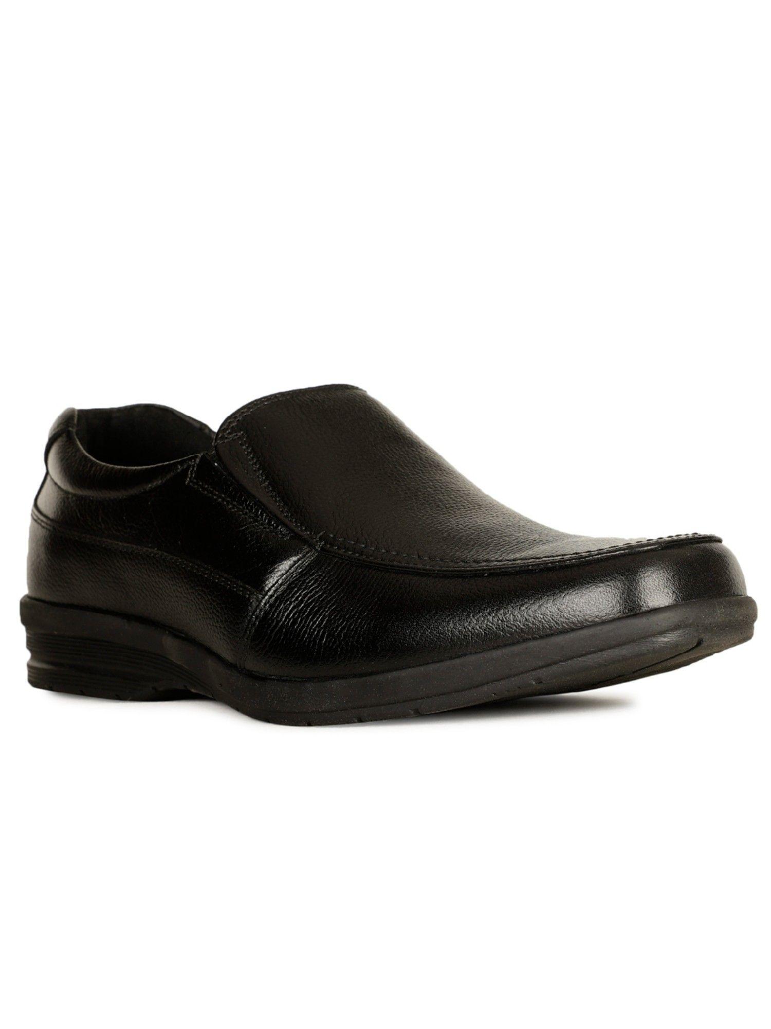 men slip-on formal shoes