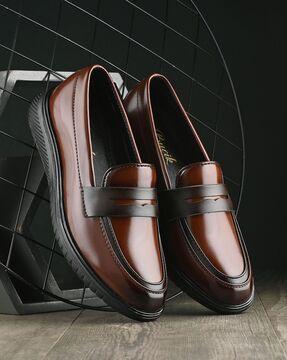 men slip-on formal shoes