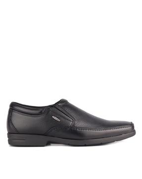 men slip-on formal shoes