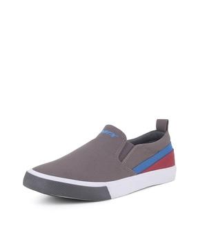 men slip-on round-toe casual shoes