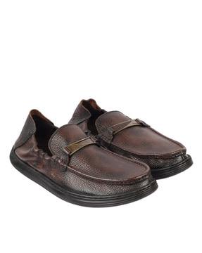 men slip-on round-toe loafers