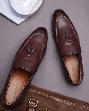 men slip-on round-toe loafers