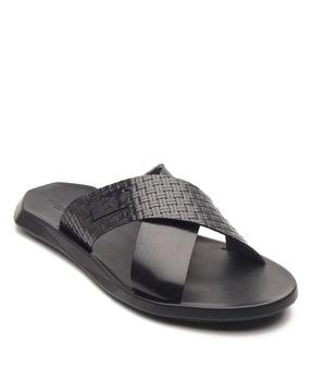 men slip-on round-toe sandals