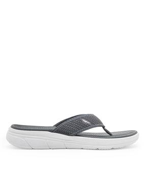 men slip-on round-toe sandals