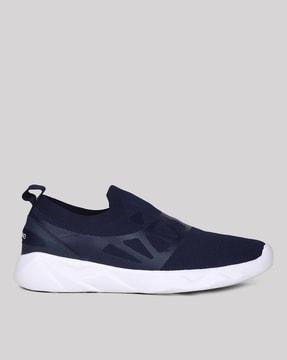 men slip-on running shoes