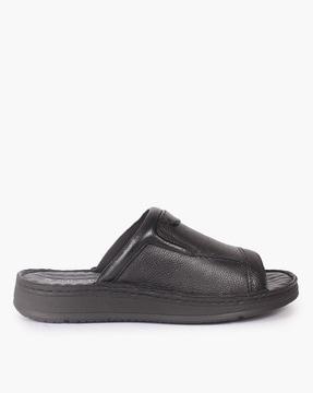 men slip-on sandals